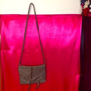 Grey crossbody bag!